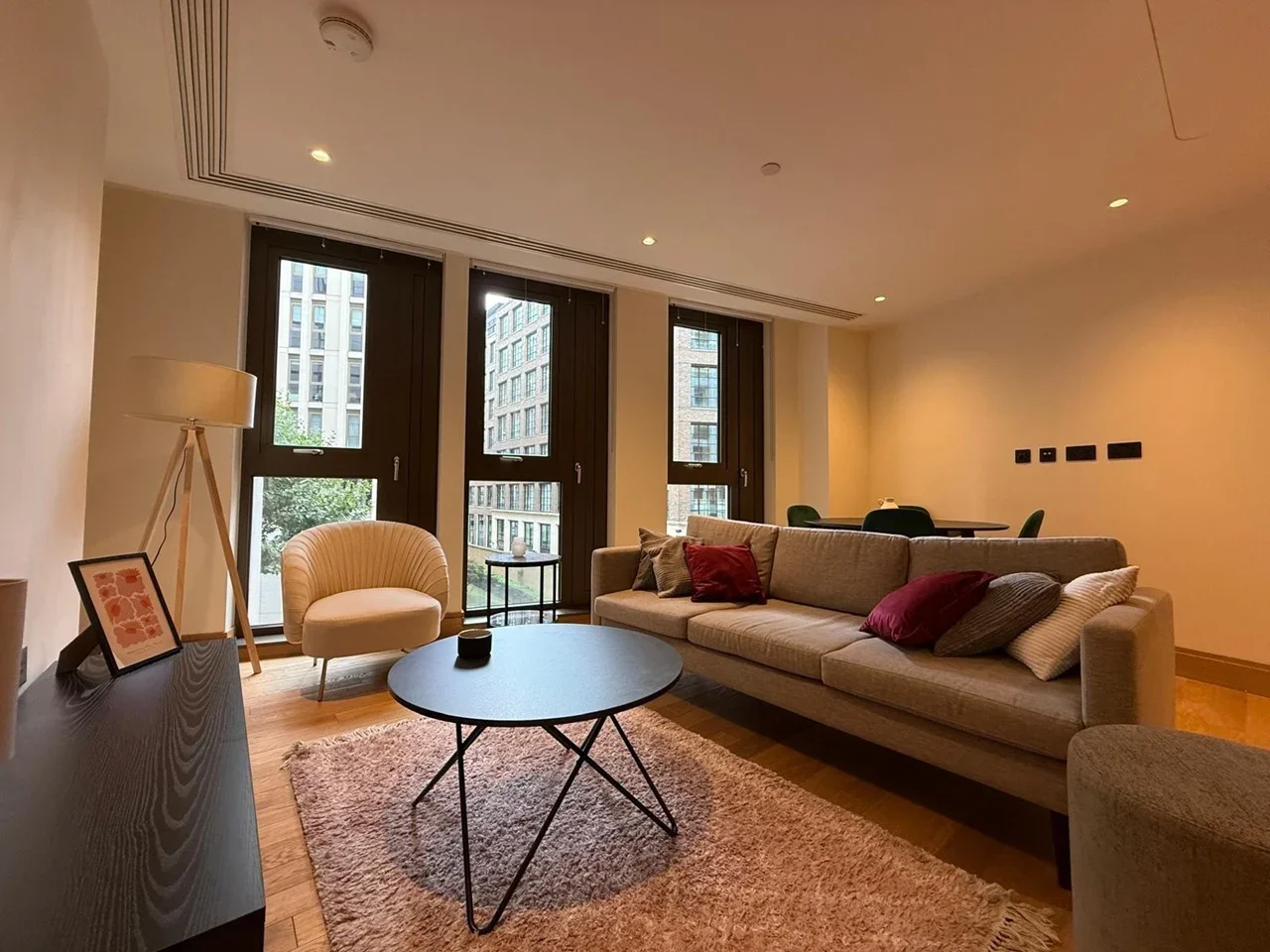 Flat John Islip Street in City of Westminster