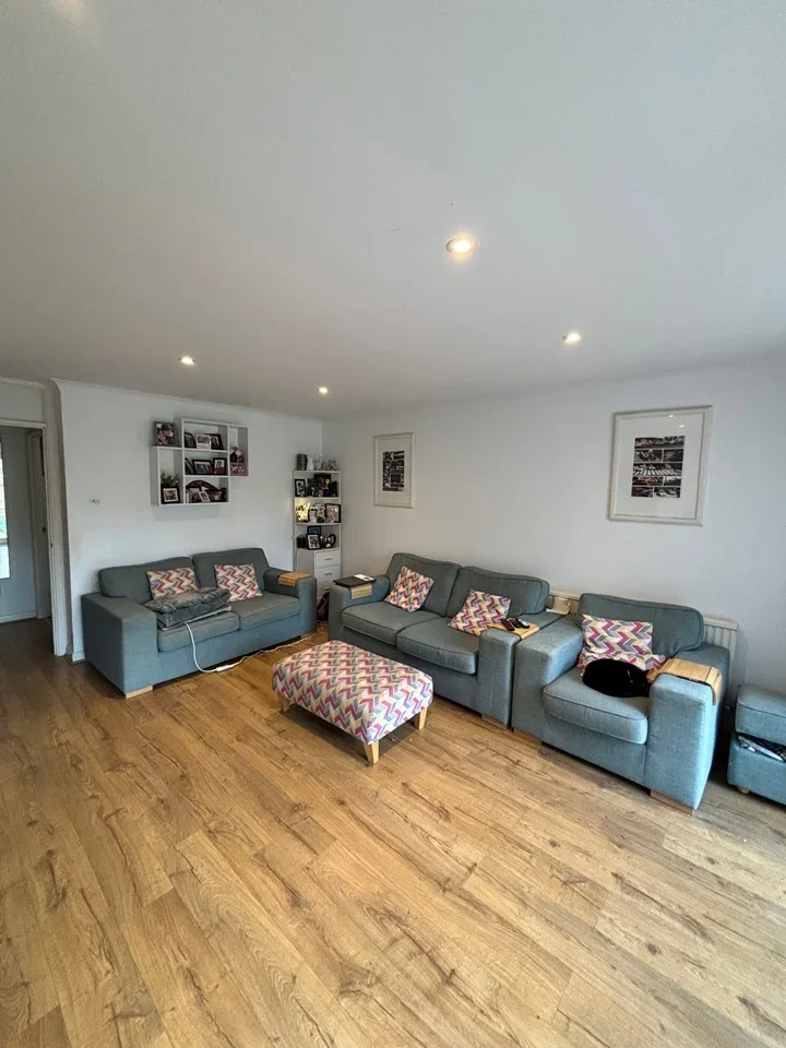 Room Mossfield in Elmbridge