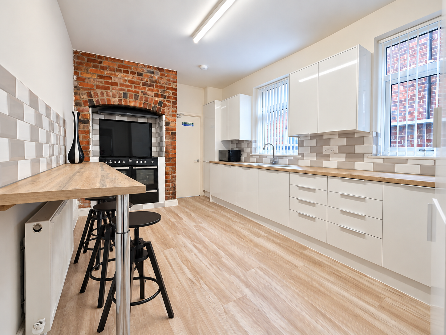 Room Longworth Road in Horwich