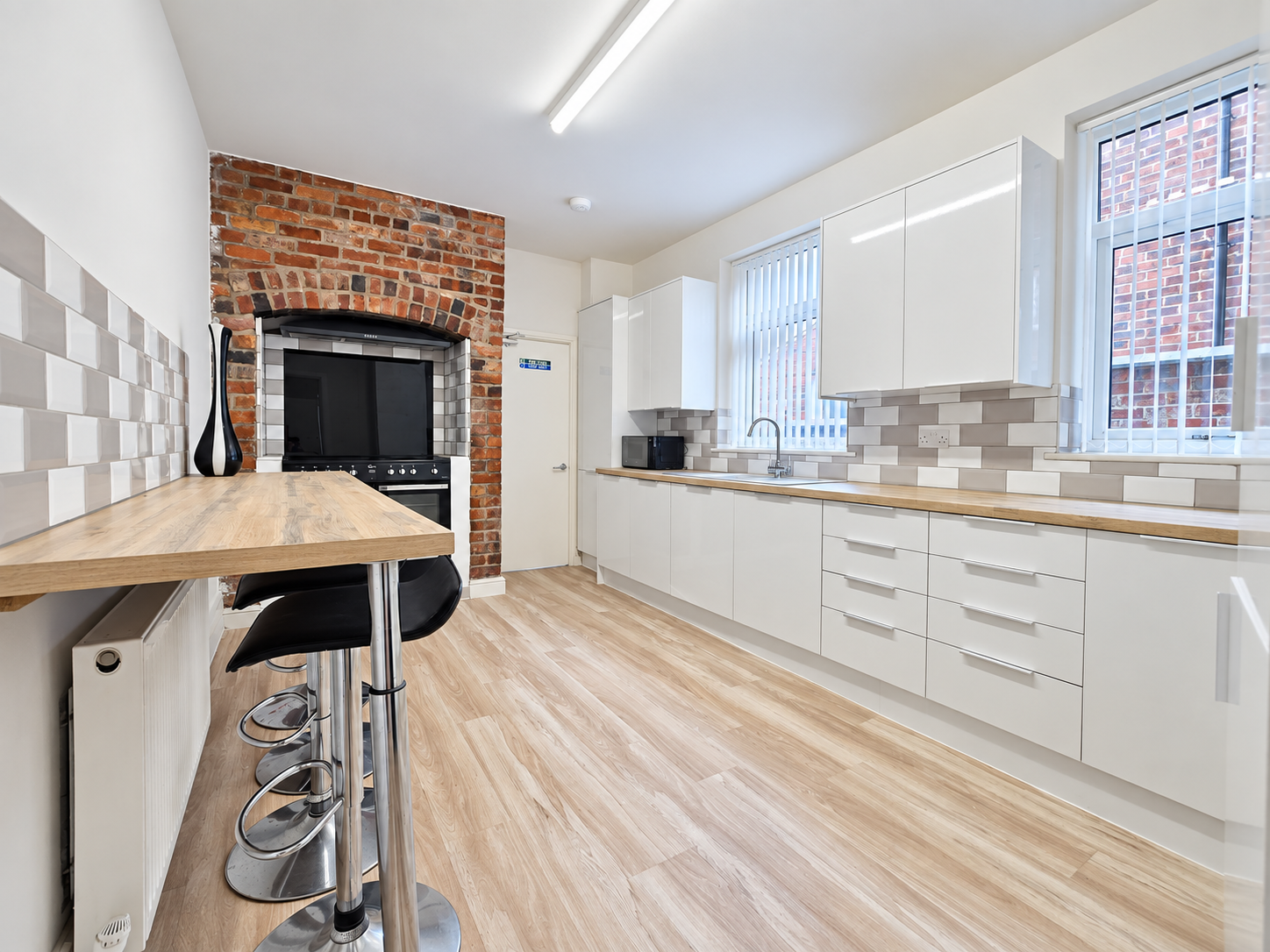 Room Longworth Road in Horwich