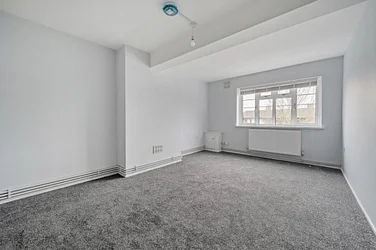 Flat Lady Margaret Road in Greater London