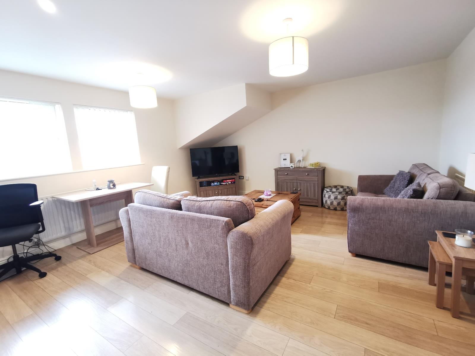 Flat Briarfield Gardens in Leeds
