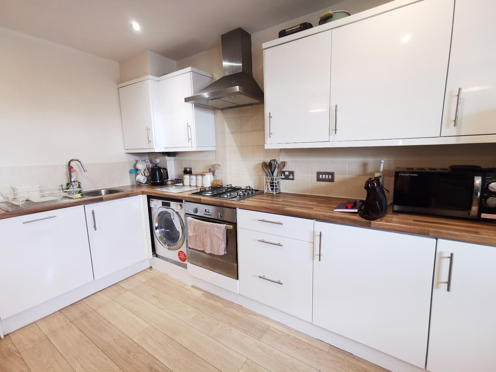 Flat Briarfield Gardens in Leeds