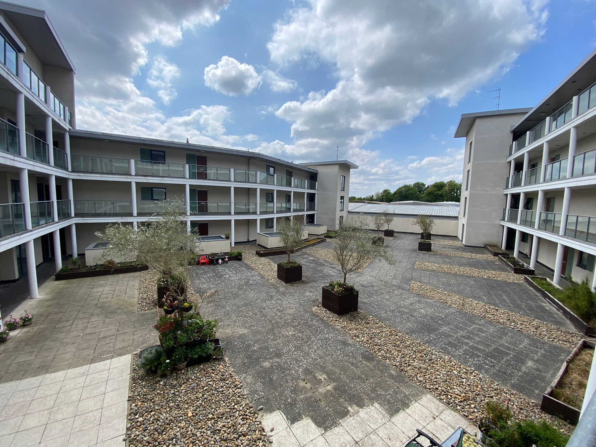 Flat Rollason Way in Brentwood