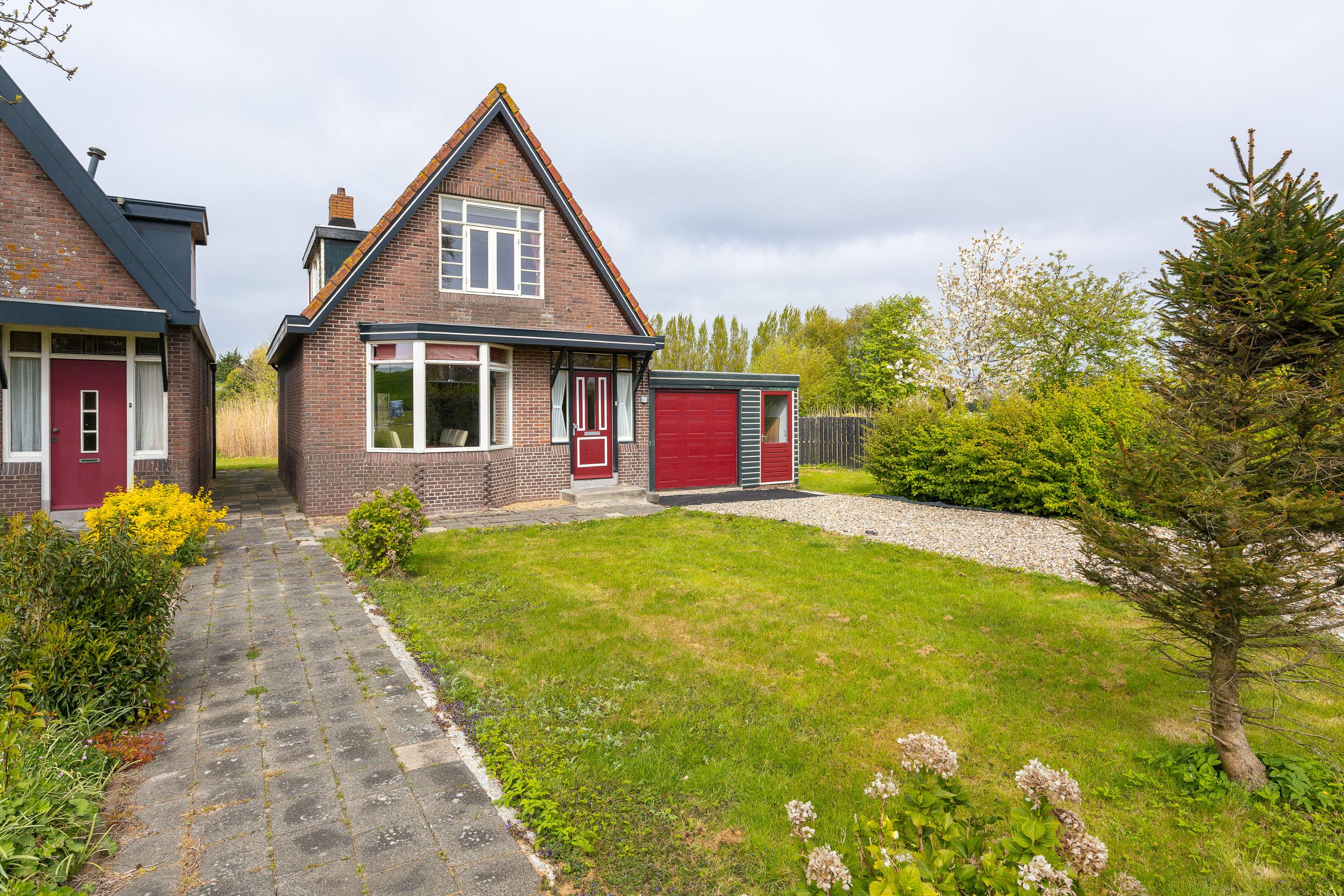 Huis Dijkweg 316 in Andijk
