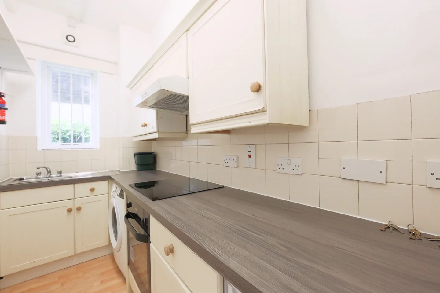 Flat Marquis Road in Greater London