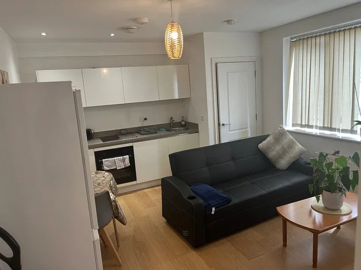 Flat Cherry Orchard in Greater London