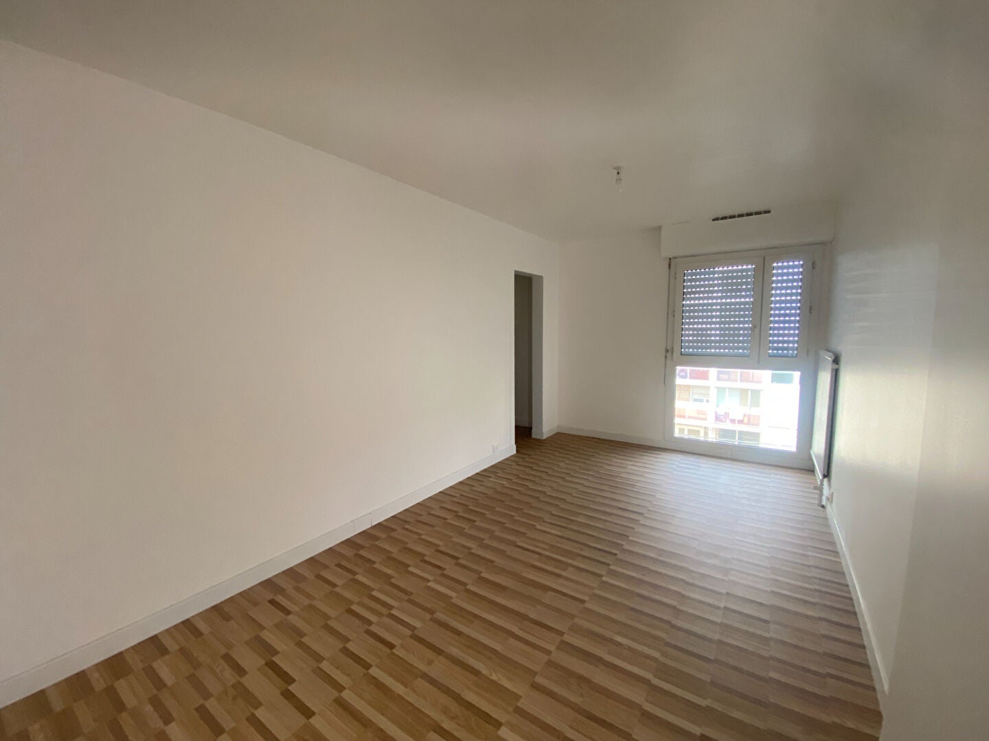 Appartement Place Léon Cassé à Corbeil-Essonnes