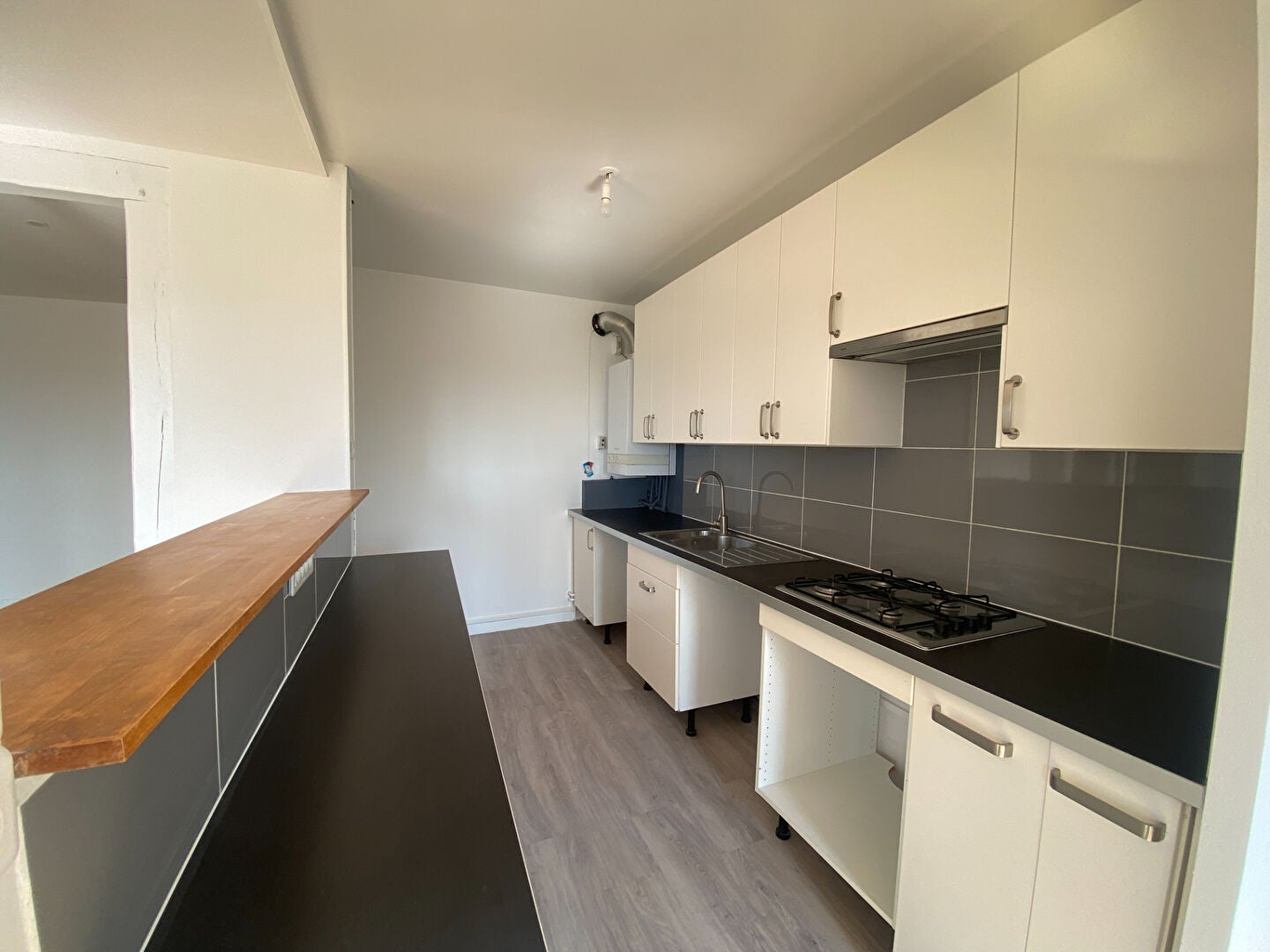Appartement Place Léon Cassé à Corbeil-Essonnes