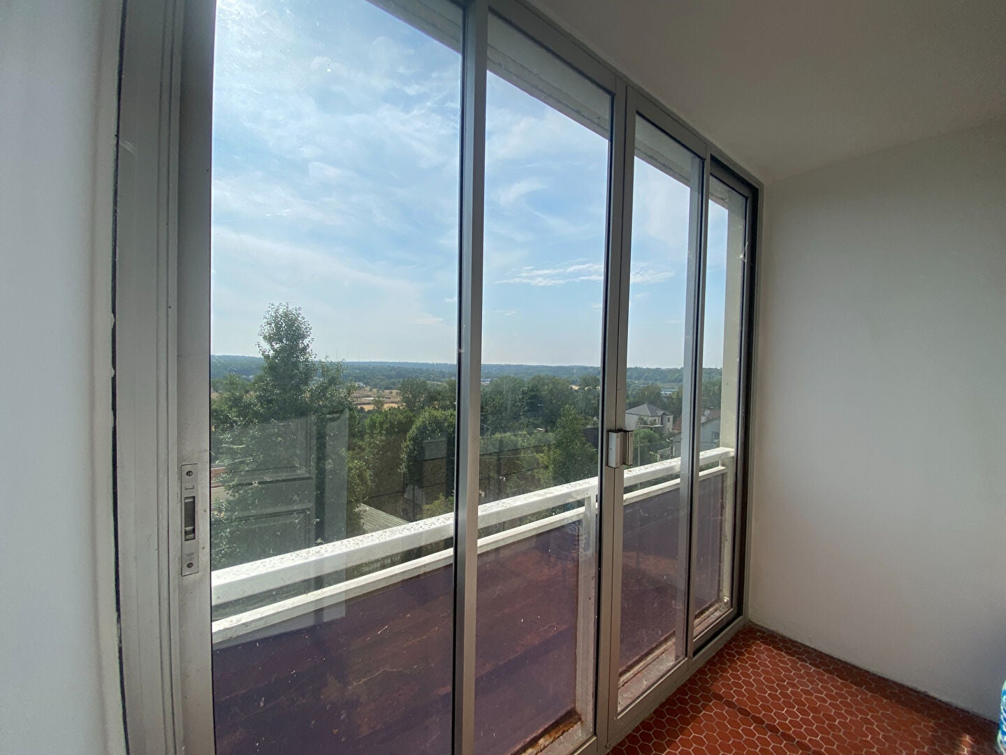 Appartement Place Léon Cassé à Corbeil-Essonnes