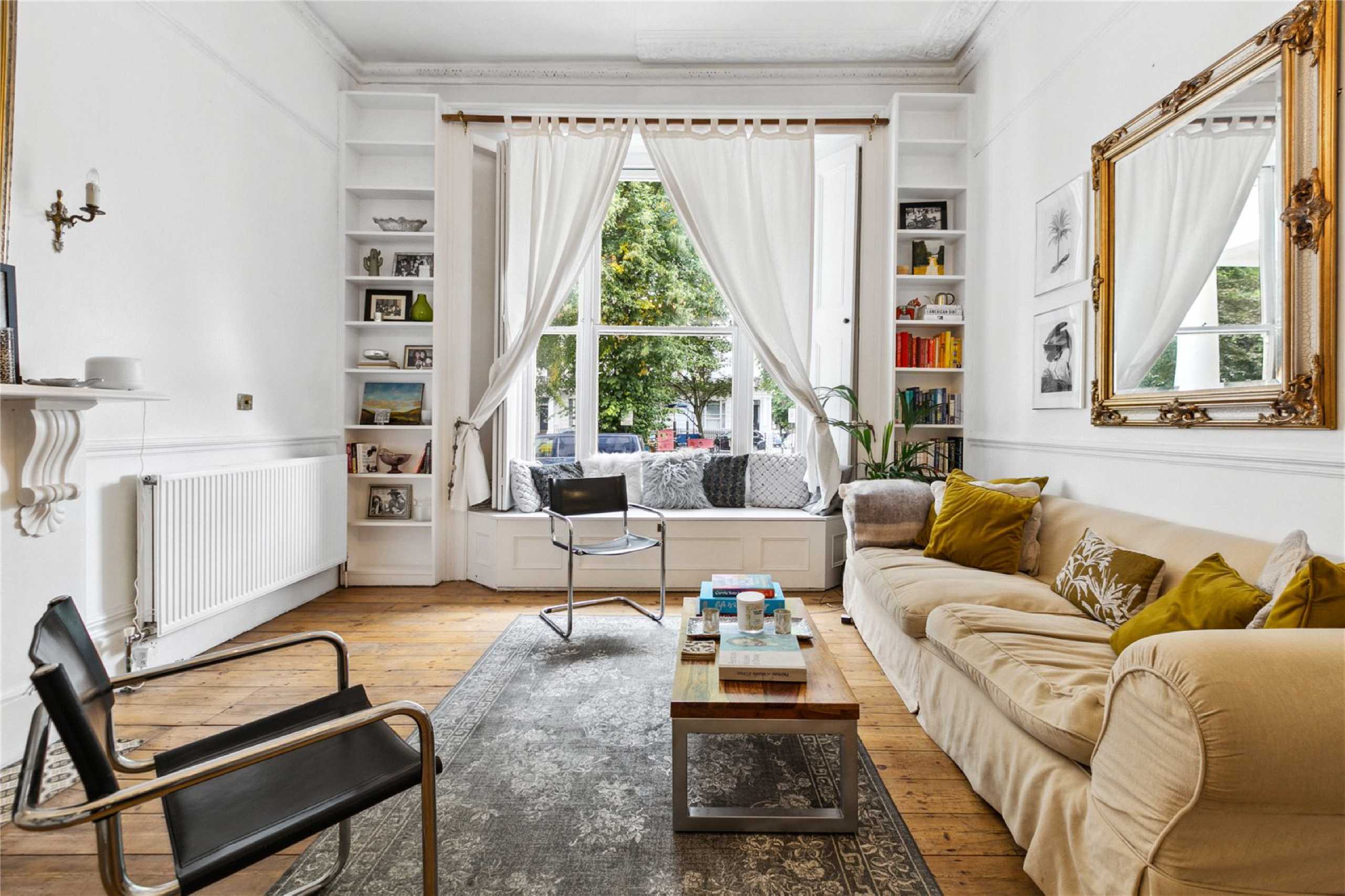 Flat St Stephen's Gardens in City of Westminster