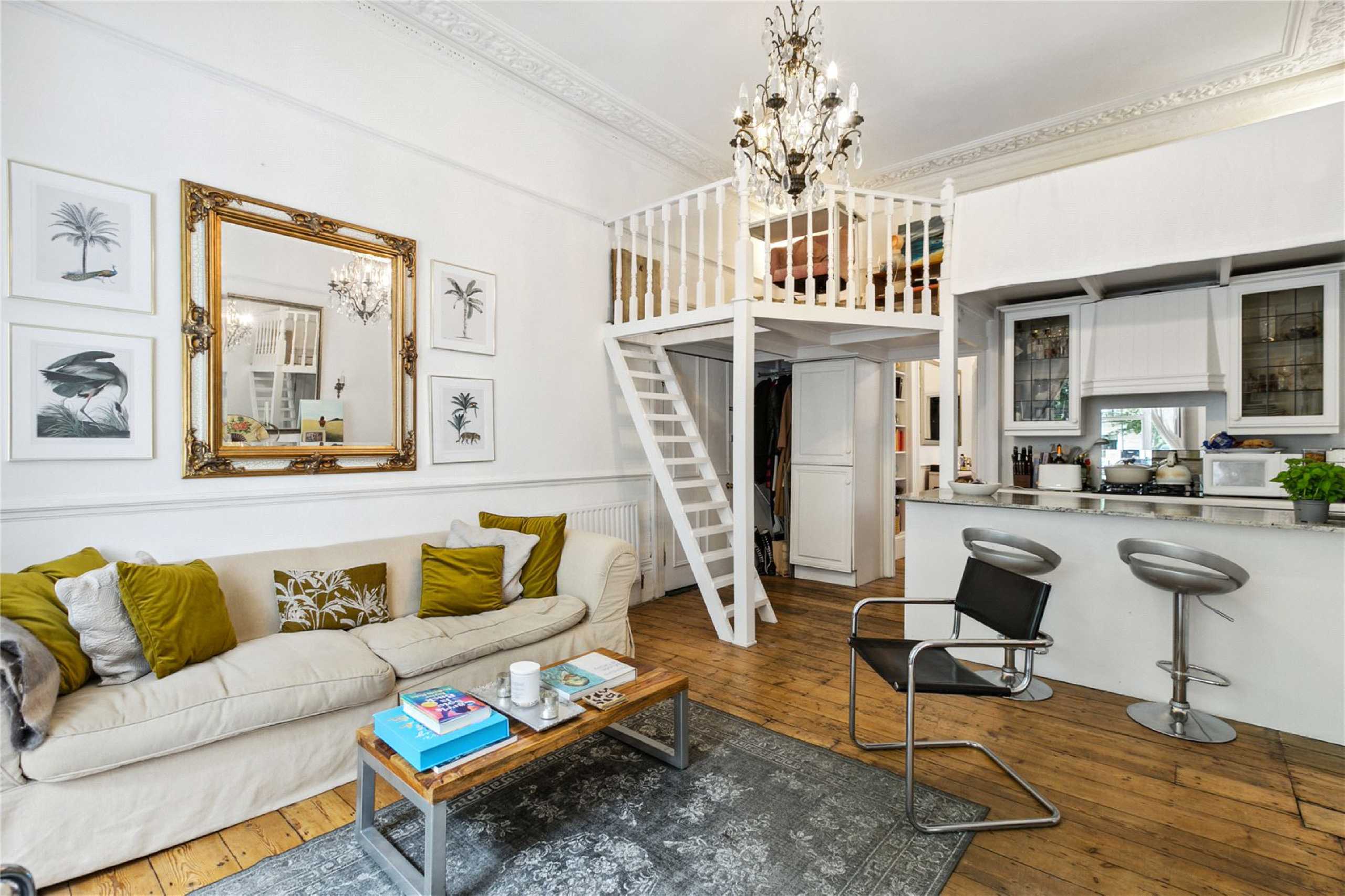 Flat St Stephen's Gardens in City of Westminster