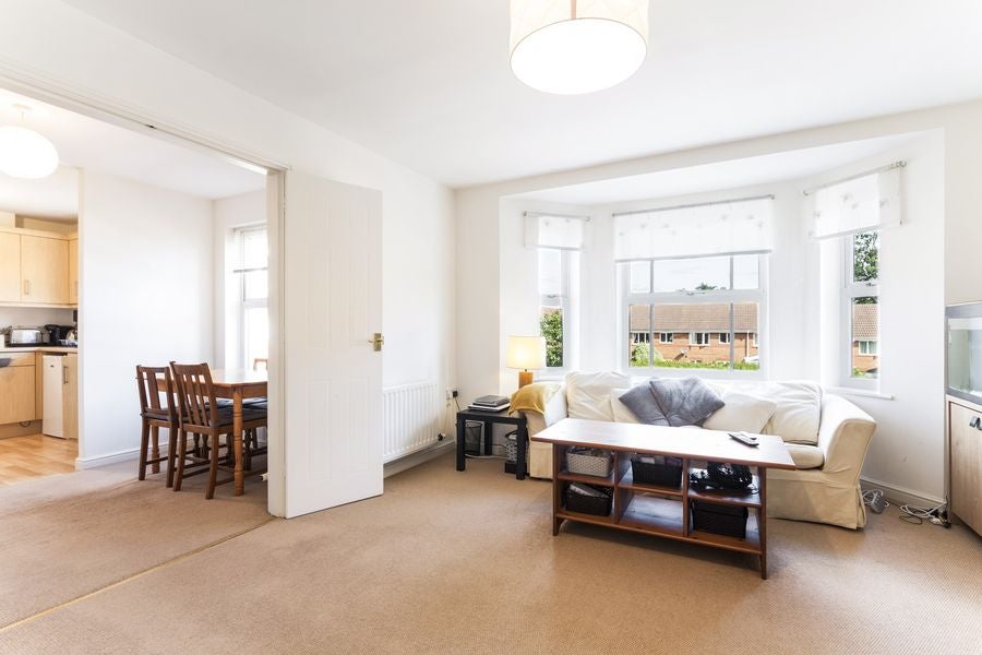 Flat Attwood Drive in Arborfield and Newland