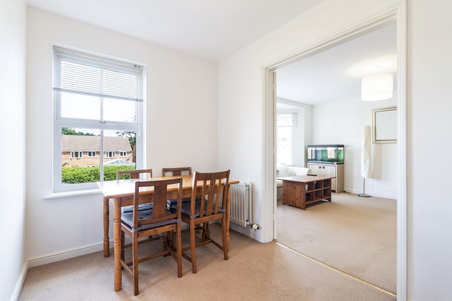 Flat Attwood Drive in Arborfield and Newland