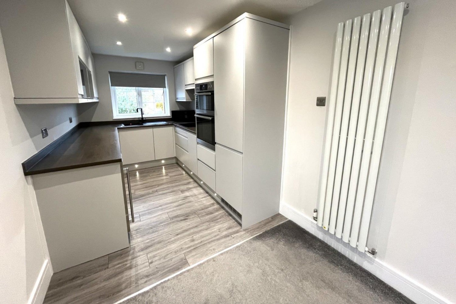 Flat Oakdene Vale in Leeds
