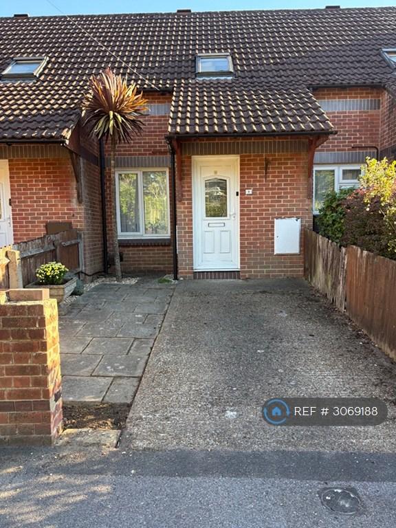 House Tintern Grove in Southampton
