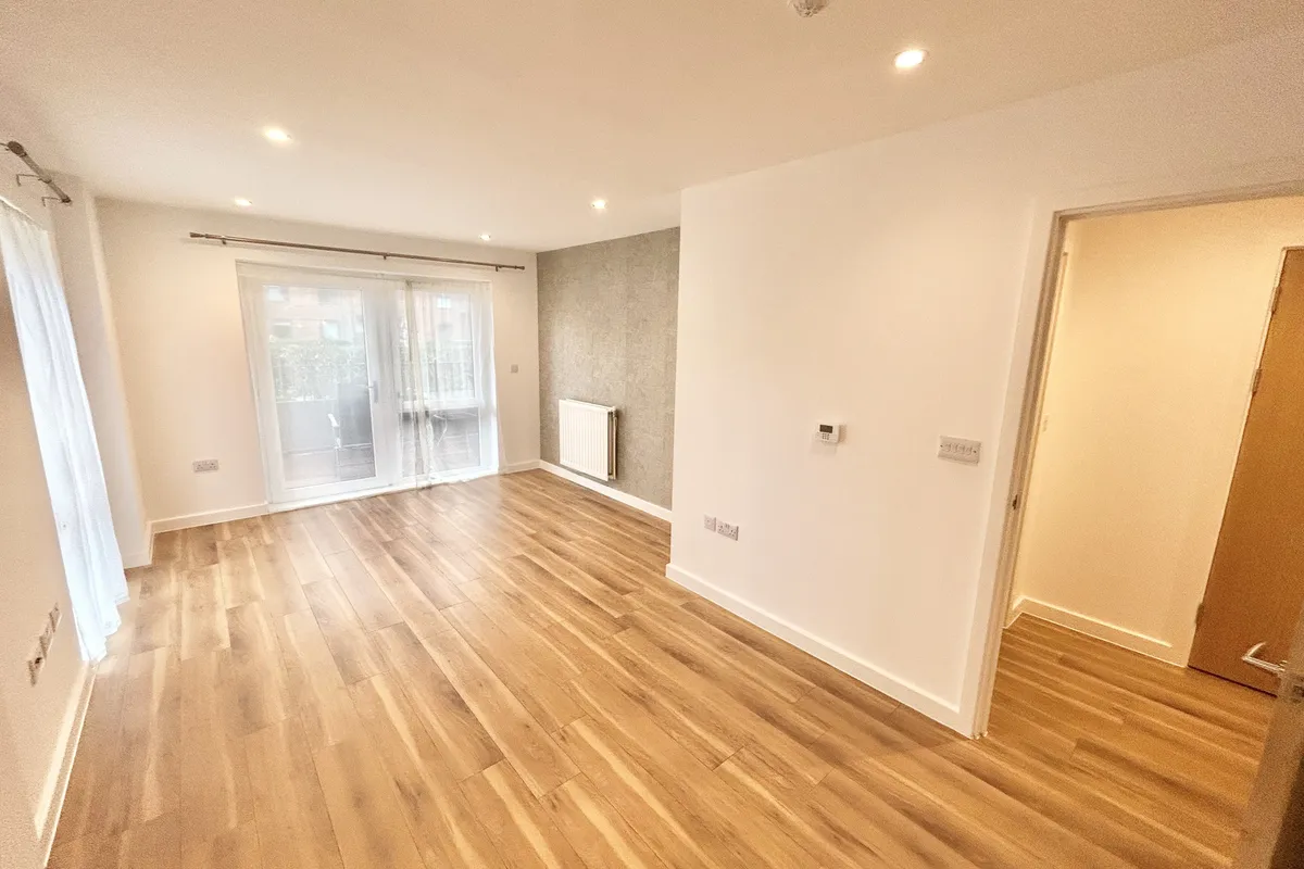 Flat John Thorneycroft Road in Southampton