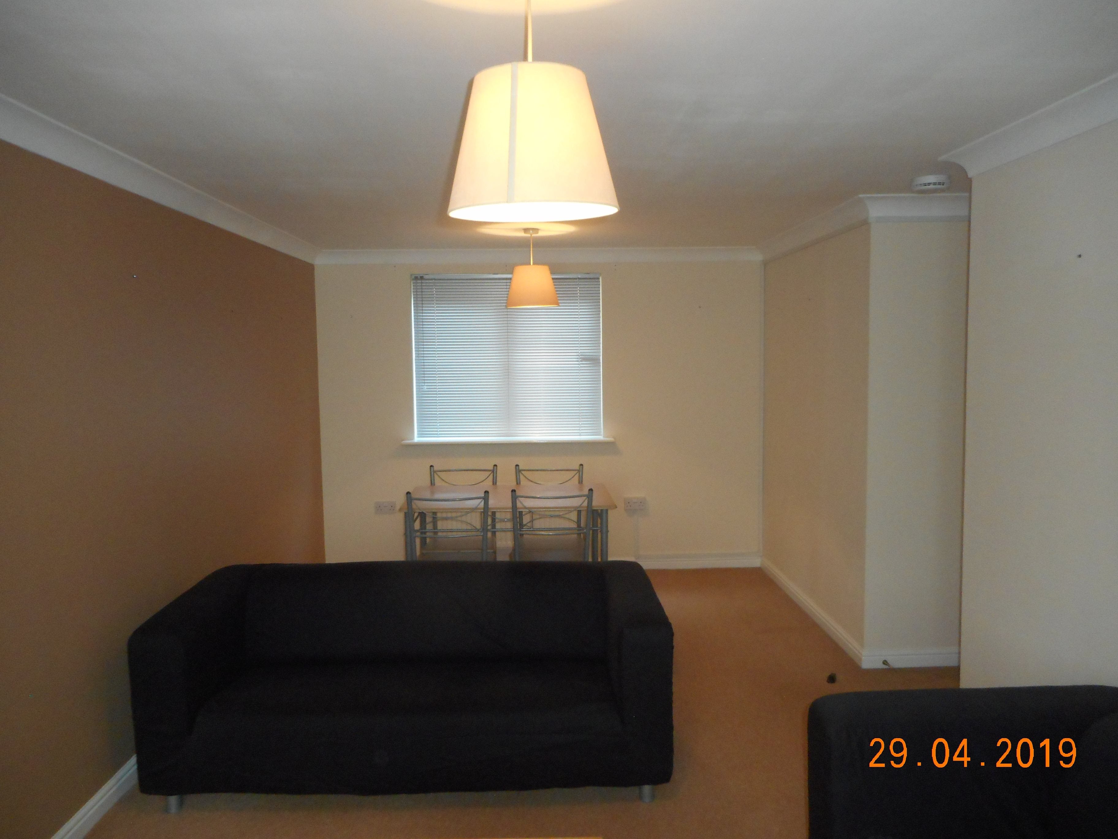 Flat Golden Mile View in Newport