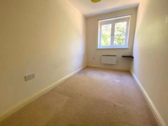 Flat Gregory Gardens in Northampton
