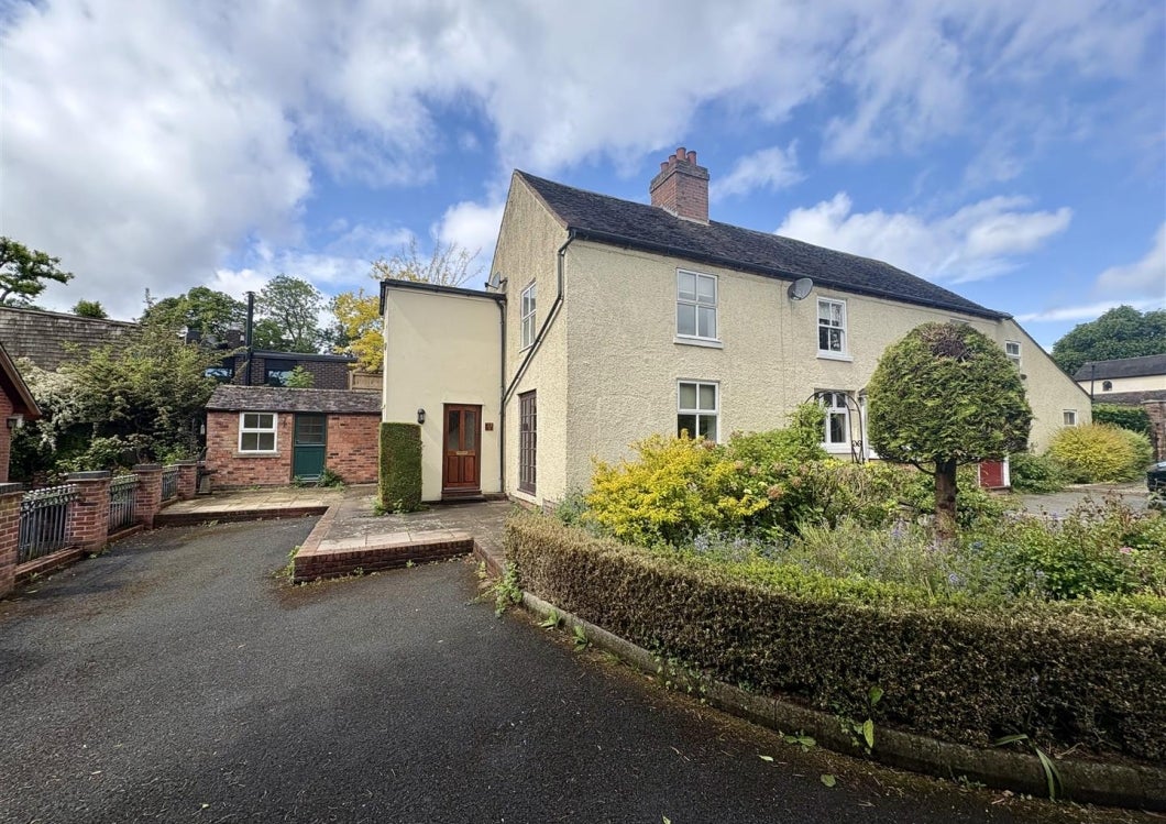 House Mount Road in Wolverhampton