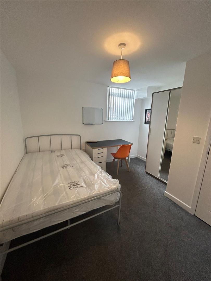 Room Argyll Street in Coventry