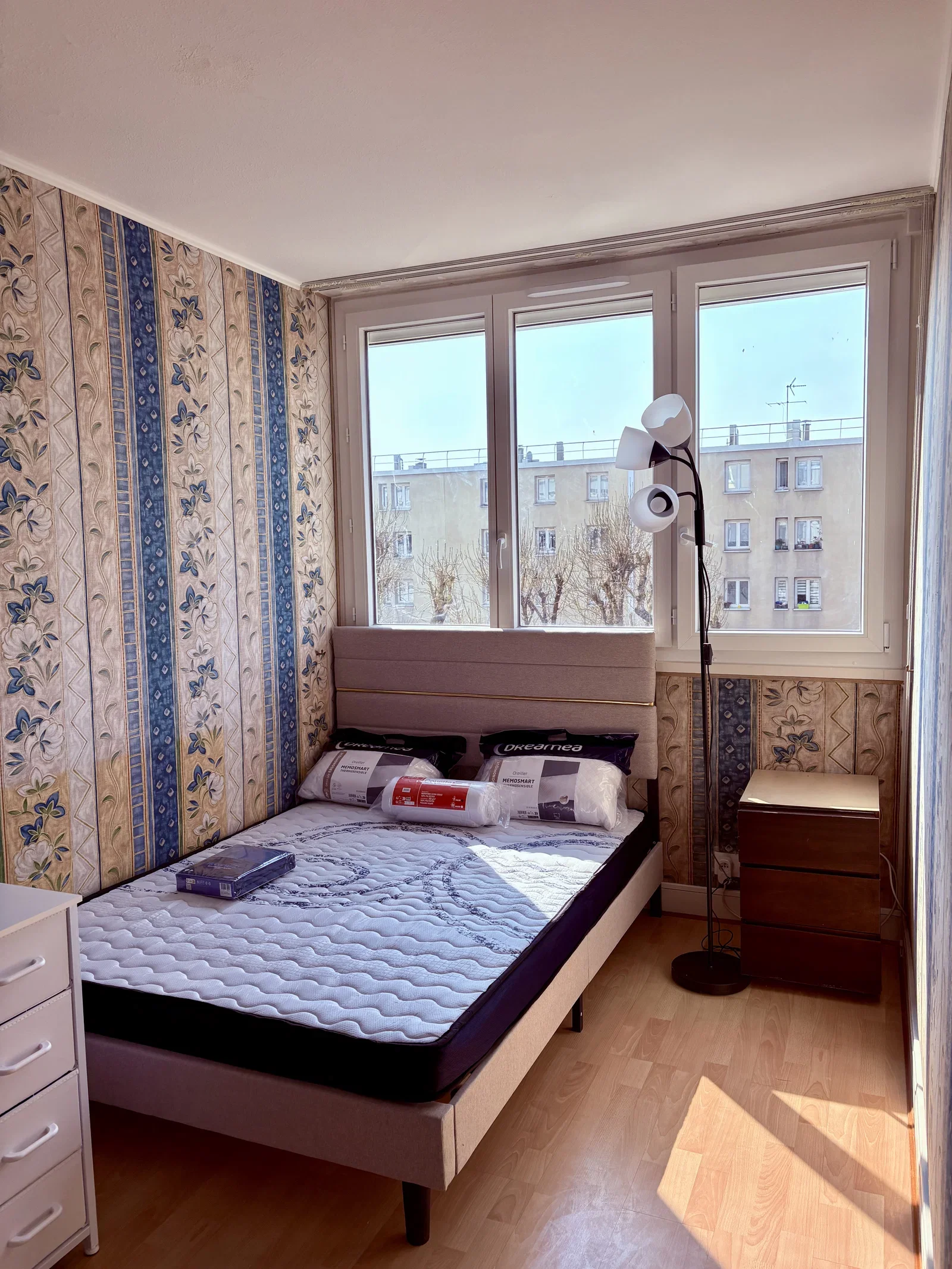 Chambre Place de la Résidence à Orly