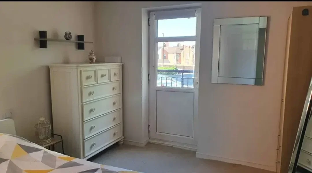 Flat Ellys Road in Coventry