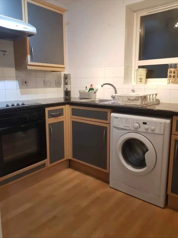 Flat Ellys Road in Coventry