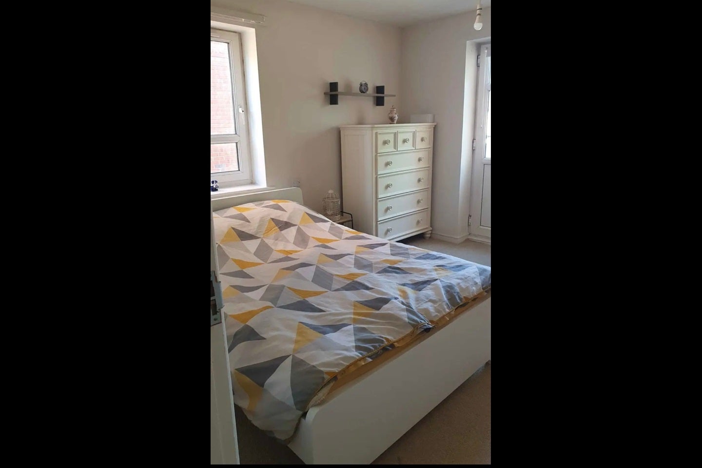Flat Ellys Road in Coventry