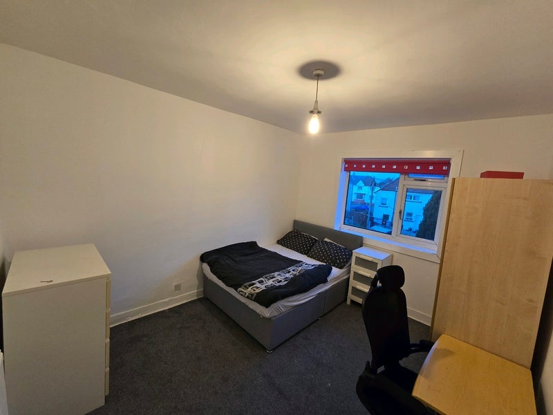 Room Reid Street in Rutherglen