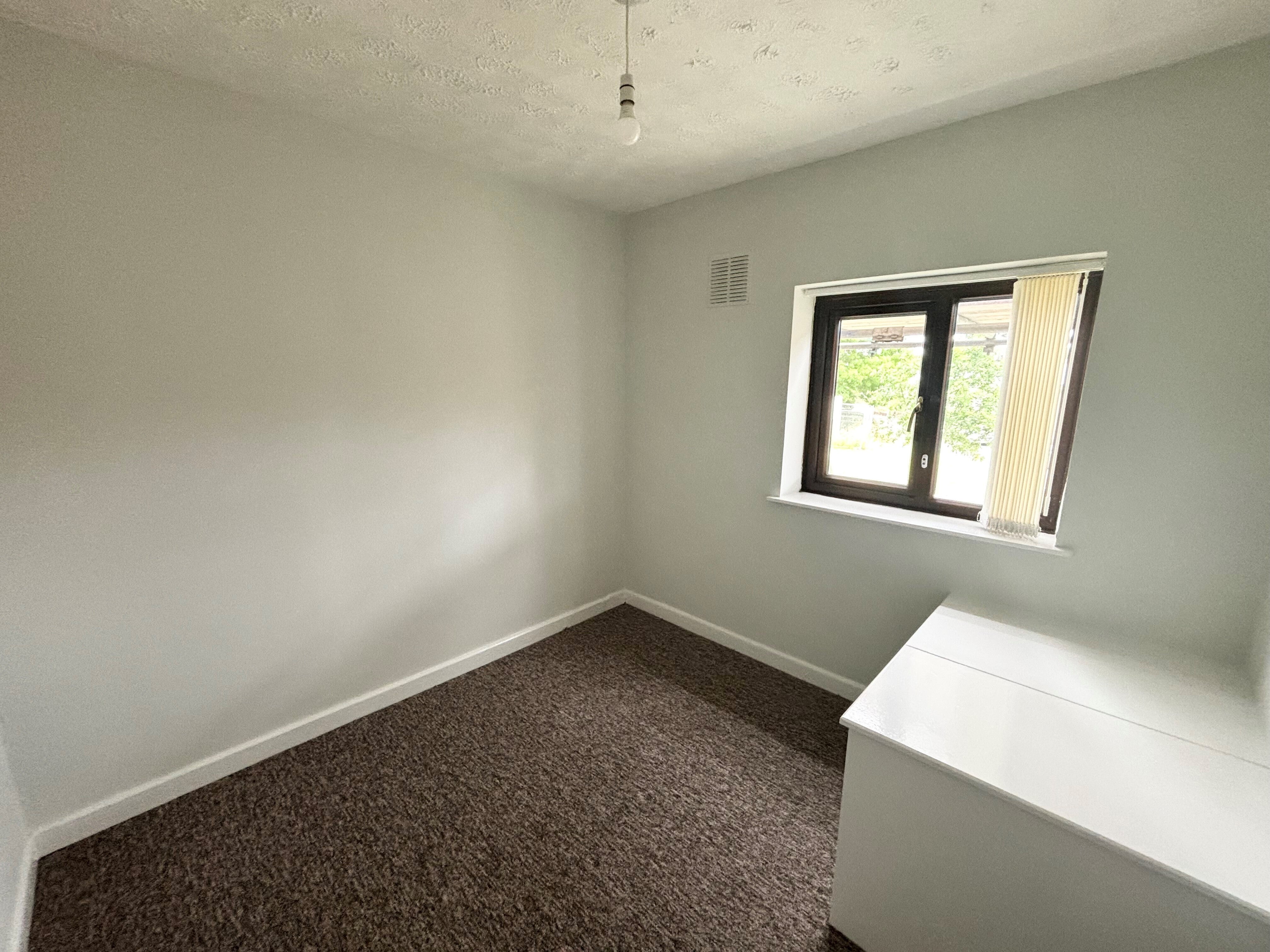 Room Chipperfield Drive in Bristol
