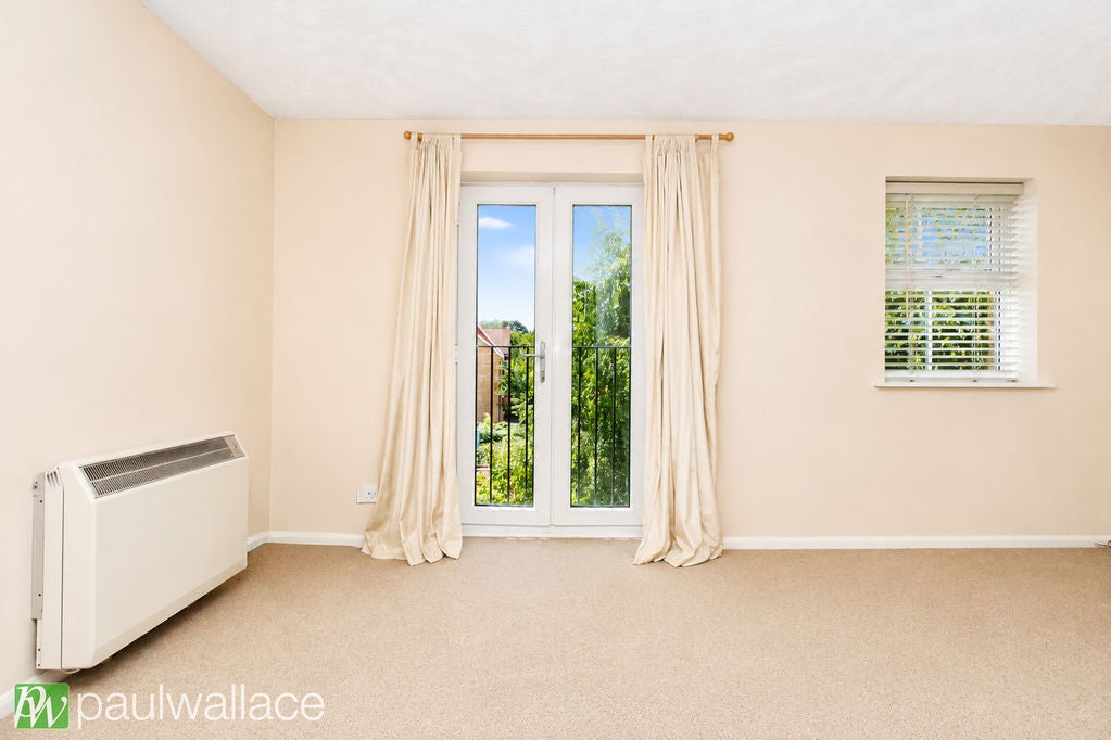 Flat Lee Close in East Hertfordshire