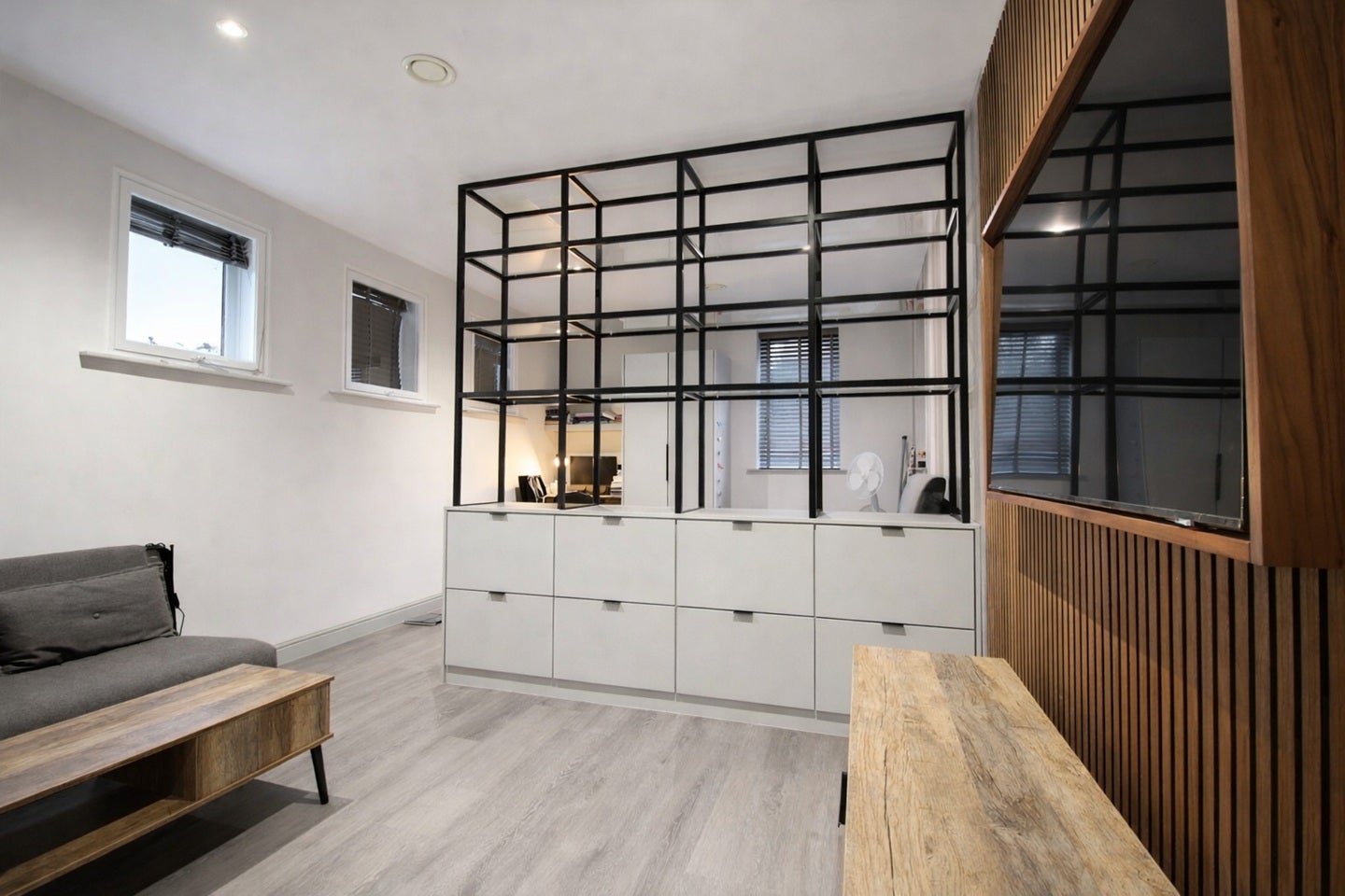 Flat Tankerville Place in Newcastle upon Tyne