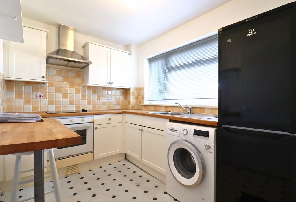 Flat South Bank Terrace in Greater London