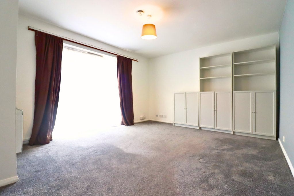 Flat South Bank Terrace in Greater London