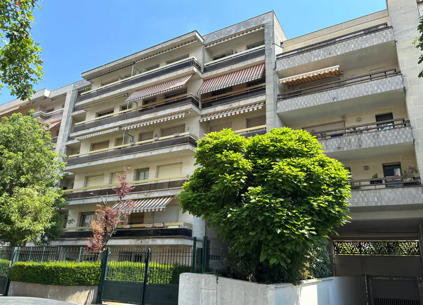 Appartement Rue des Fratellini à Le Perreux-sur-Marne