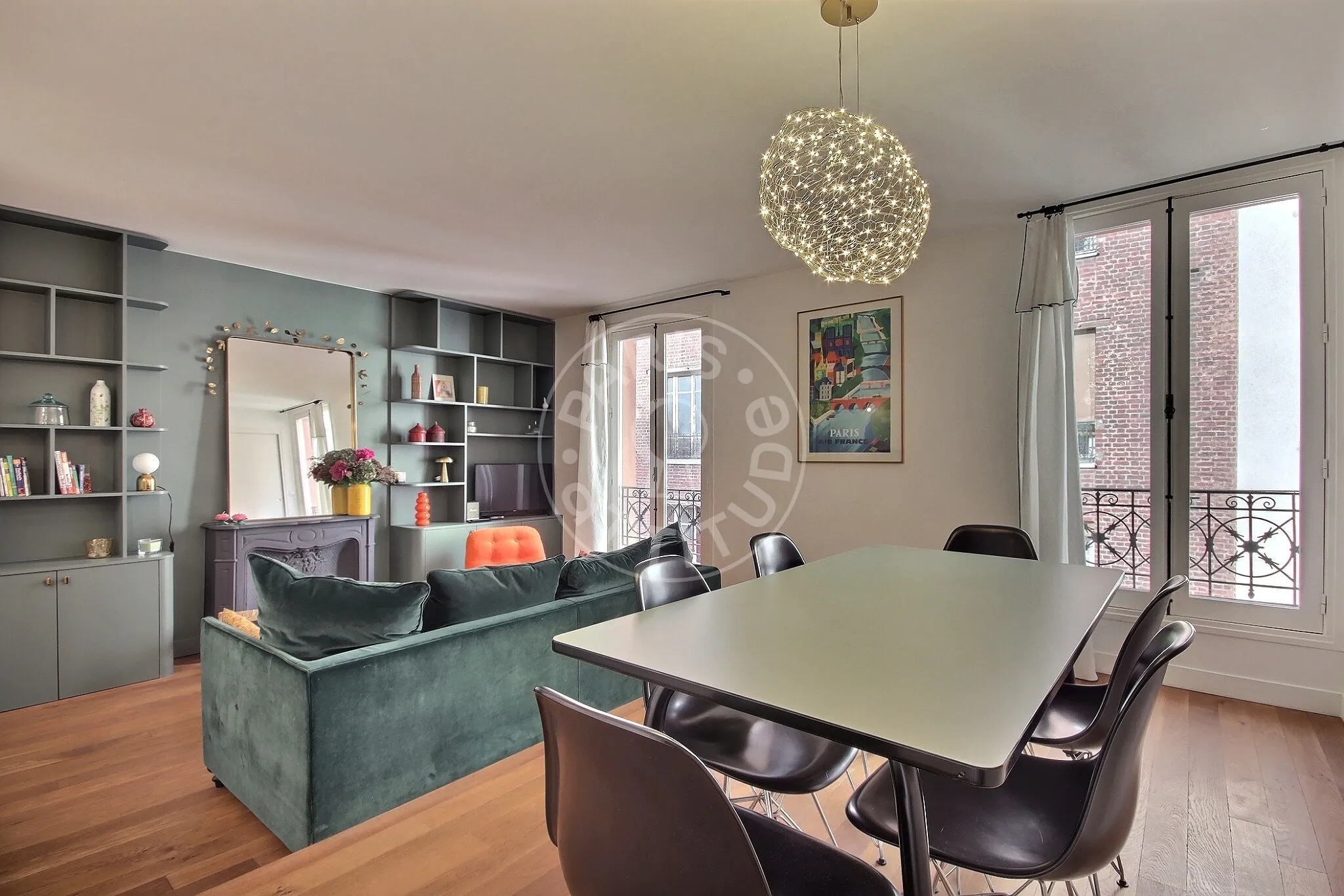 Flat Rue Caulaincourt in Paris