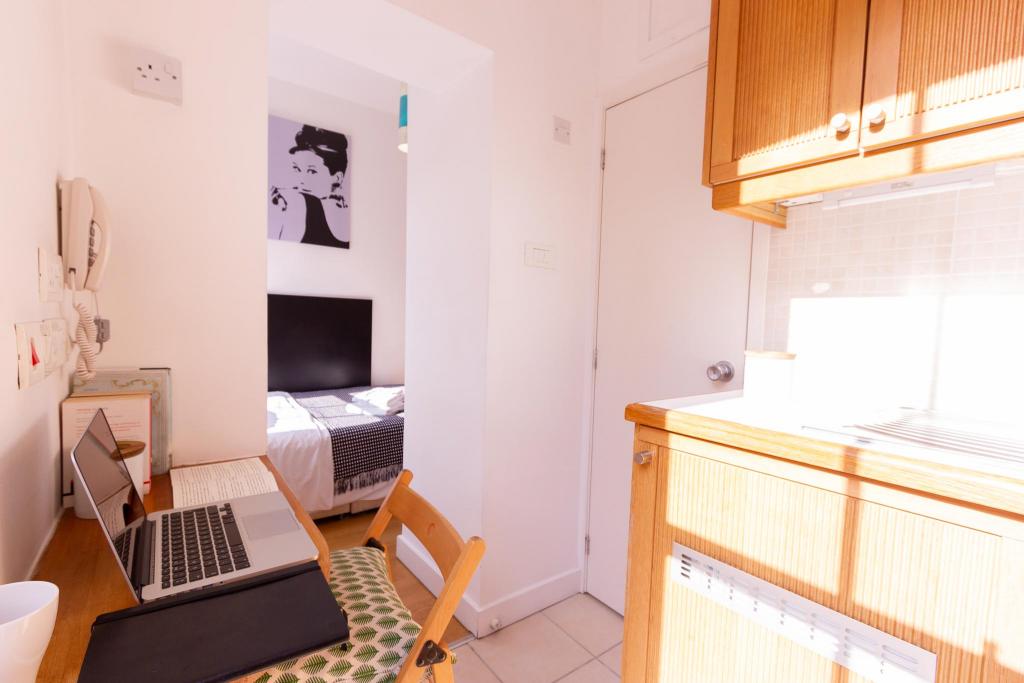 Flat North Gower Street in Greater London