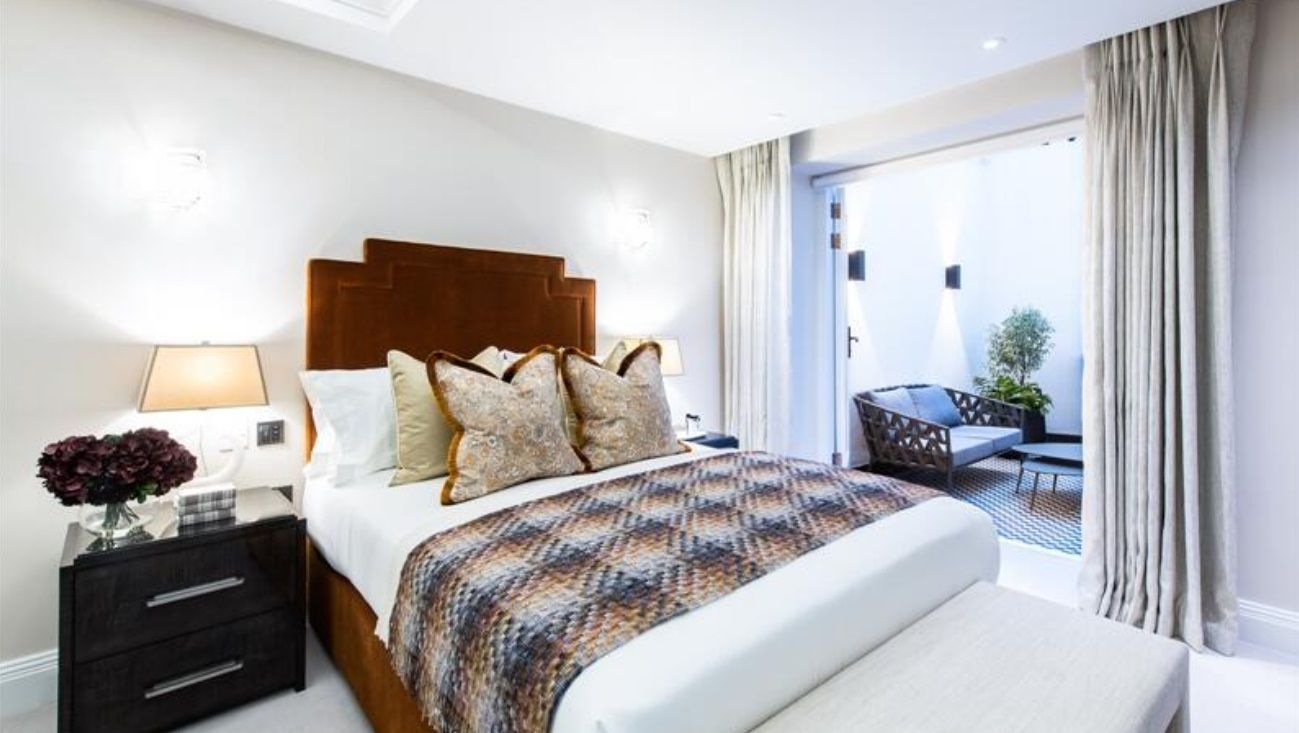 Flat Prince of Wales Terrace in Greater London