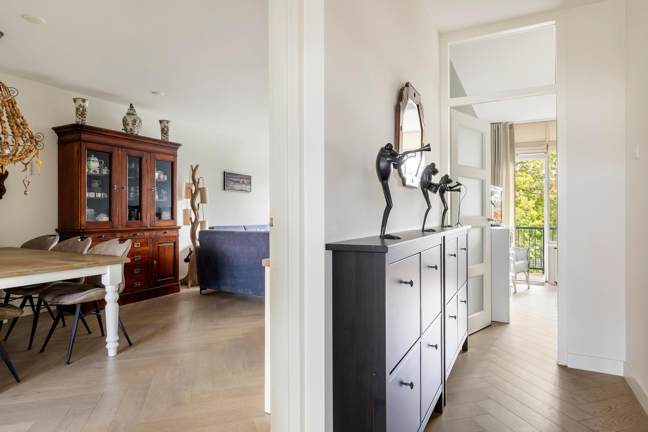 Appartement te koop: Cornelia de Langelaan 84, Bussum