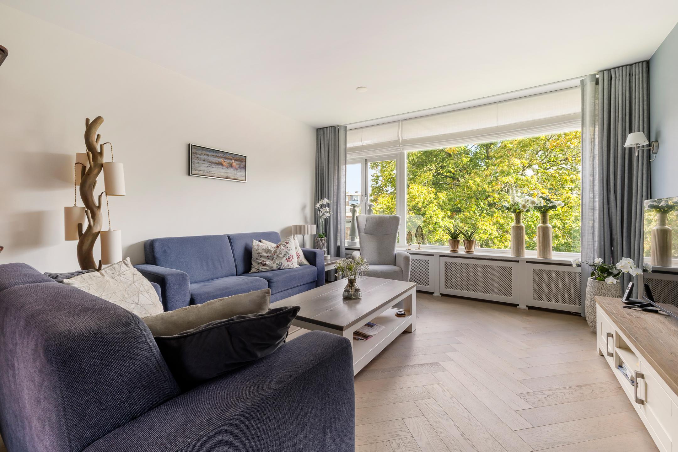 Appartement te koop: Cornelia de Langelaan 84, Bussum