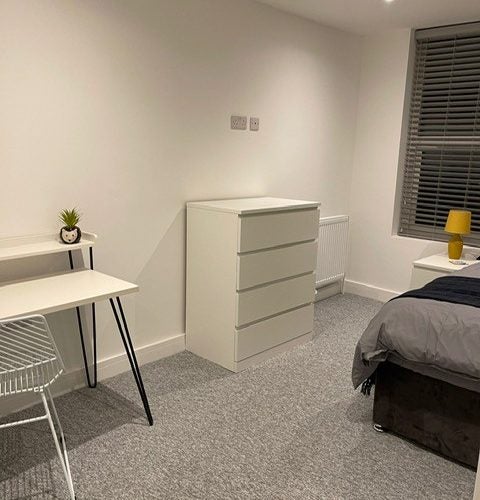Room Norman Road in Portsmouth