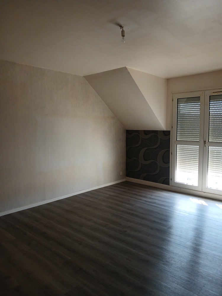 Flat Rue Patrick Maitrot in Mussy-sur-Seine