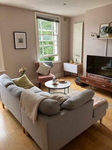 Room Haverstock Hill in Greater London