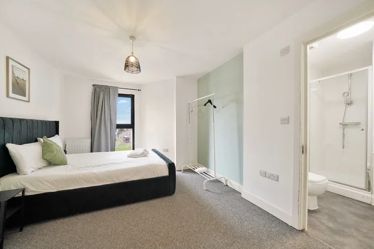 Flat Pepys Close in Slough