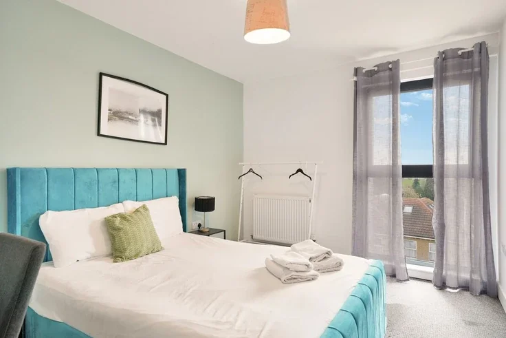 Flat Pepys Close in Slough