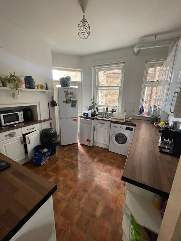 Room Saint John's Hill in Greater London