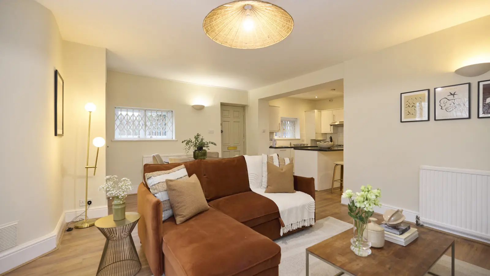 Flat Mercers Road in Greater London