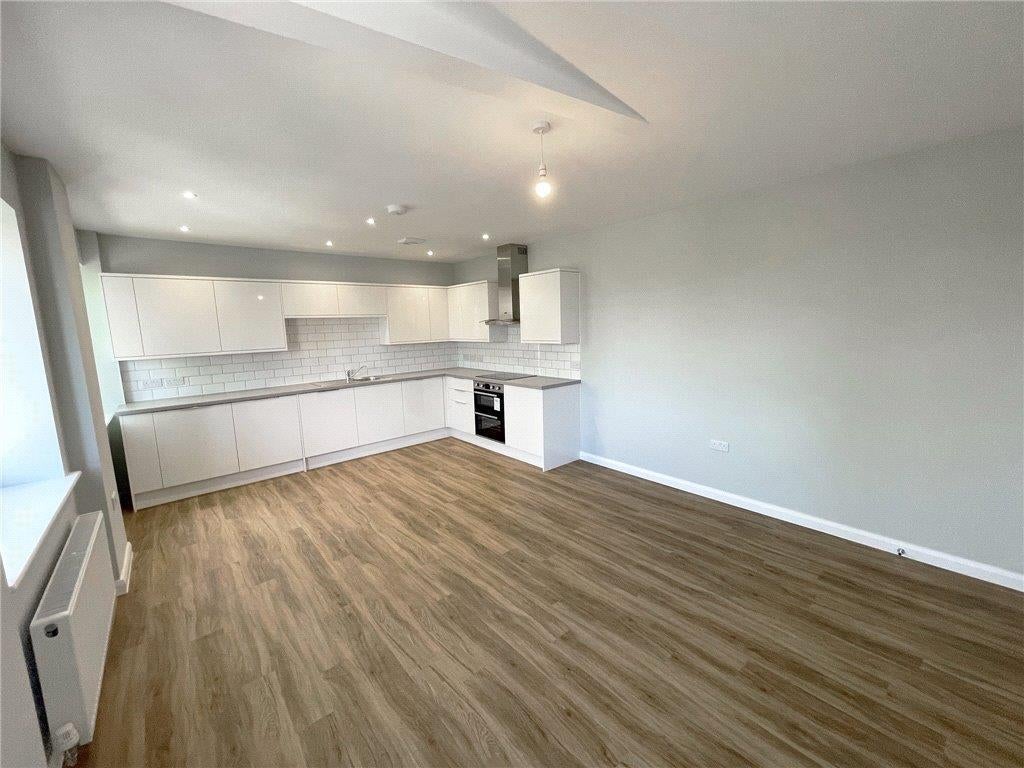 Flat Goldcroft in Yeovil