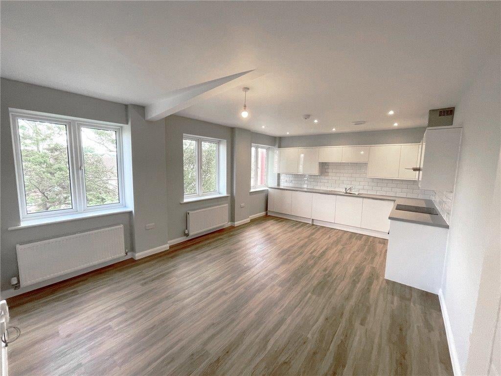 Flat Goldcroft in Yeovil